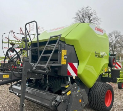Claas ROLLANT 520 RC