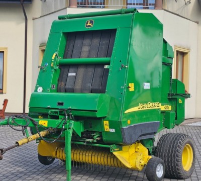 John Deere 592