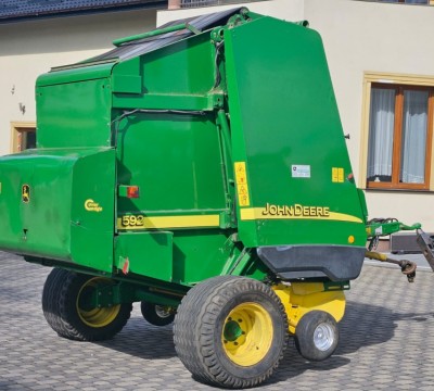 John Deere 592
